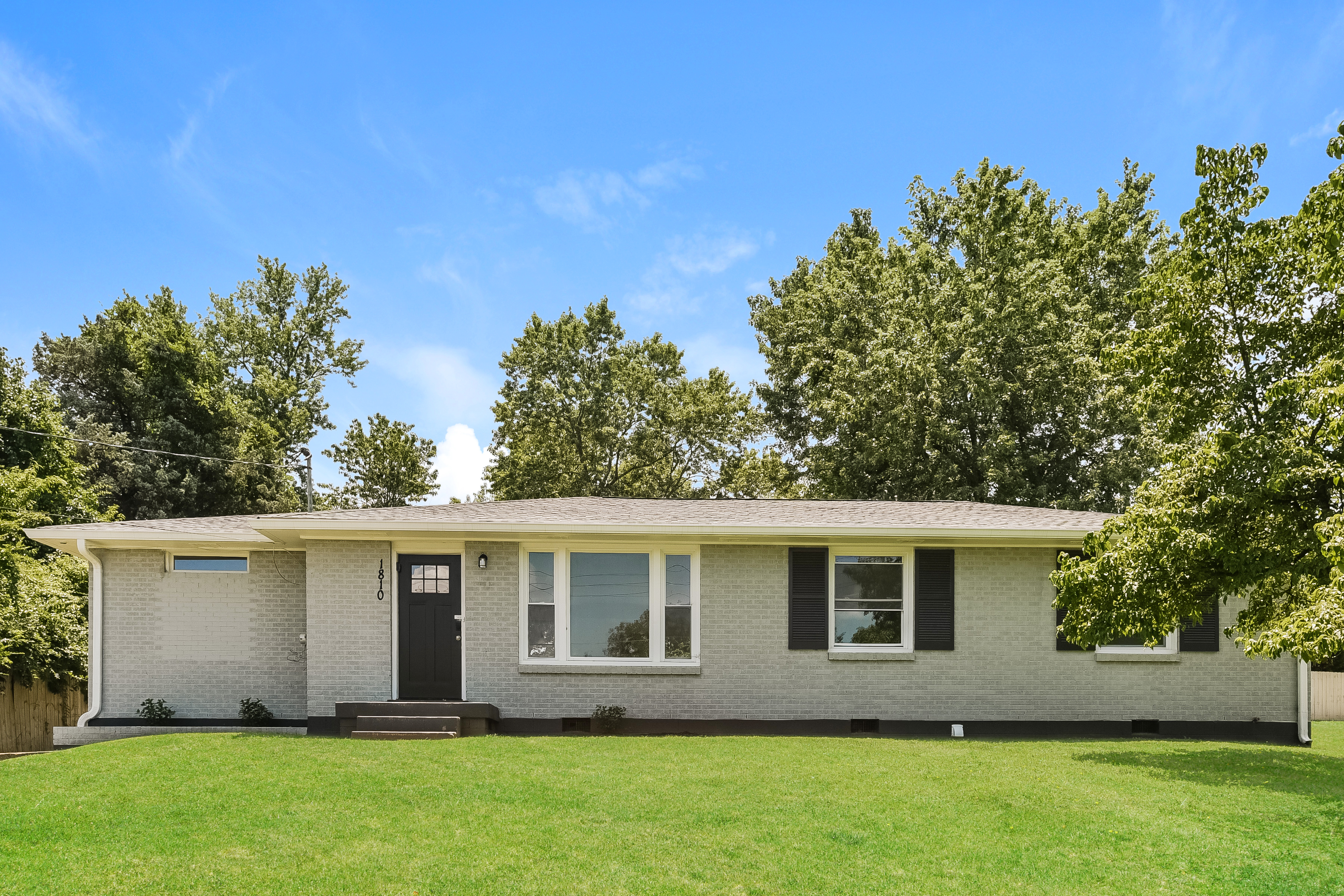 1810 WILLOW SPRINGS DR NASHVILLE, TN 37216